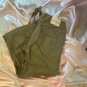 Natural Reflections Cargo Capri pants